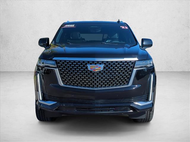 2023 Cadillac Escalade ESV Premium Luxury photo 2