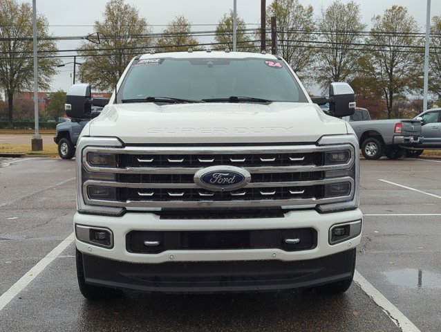 2024 Ford F-250 Platinum photo 2