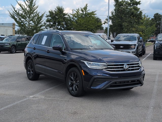 2024 Volkswagen Tiguan Wolfsburg Edition Sport photo 3