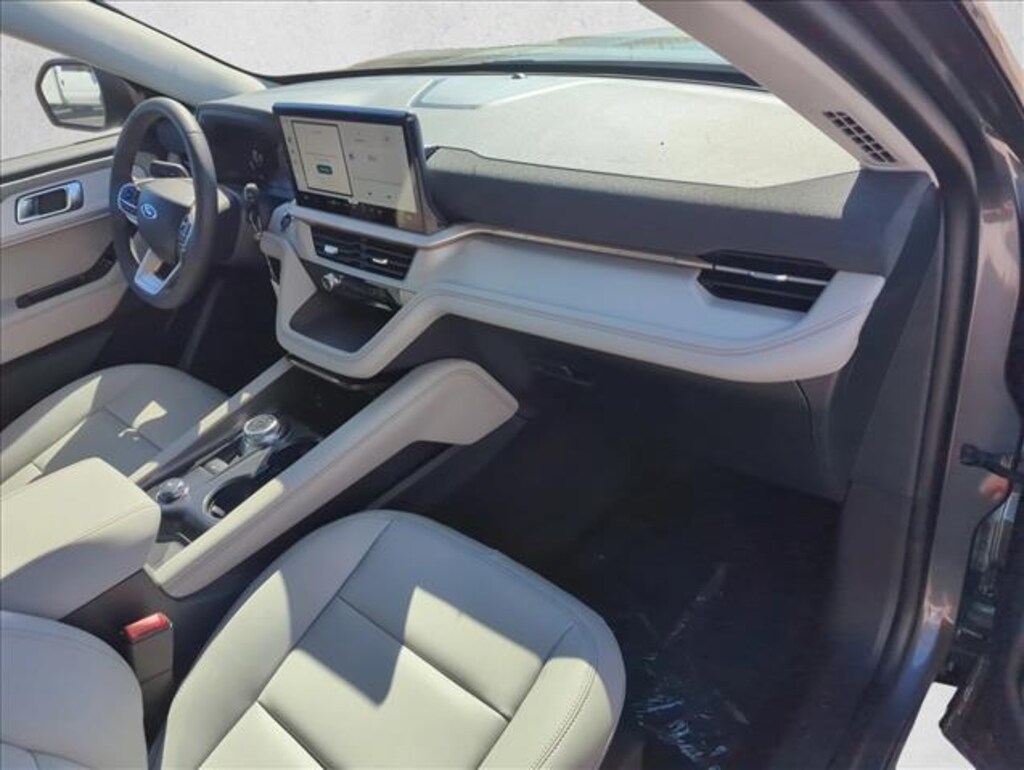 New 2025 Ford Explorer Active SUV