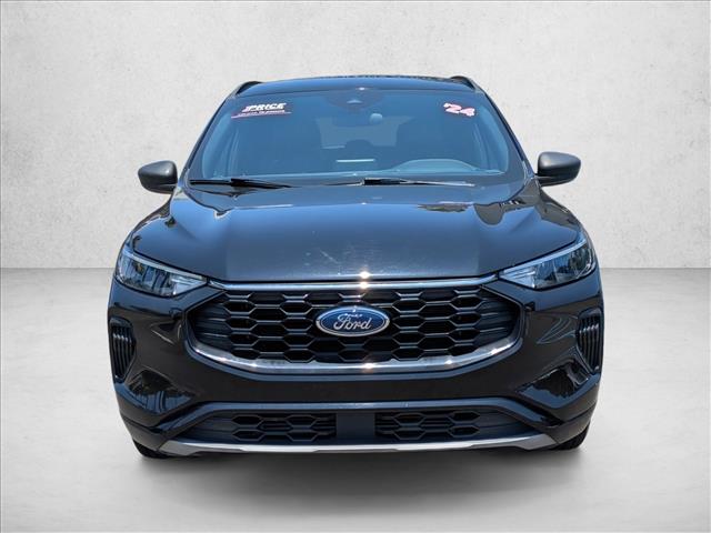 2024 Ford Escape ST-Line photo 2