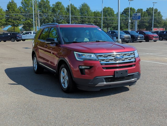 2018 Ford Explorer XLT Sport photo 3