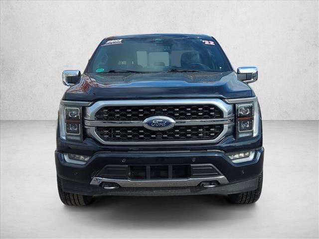 2022 Ford F-150 Platinum photo 2