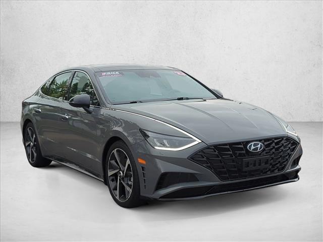 2023 Hyundai Sonata SEL Plus photo 3