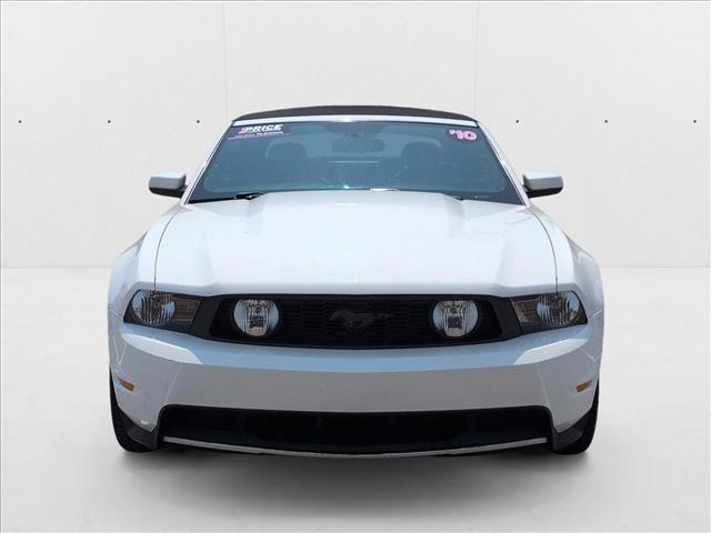 2010 Ford Mustang GT Premium photo 2
