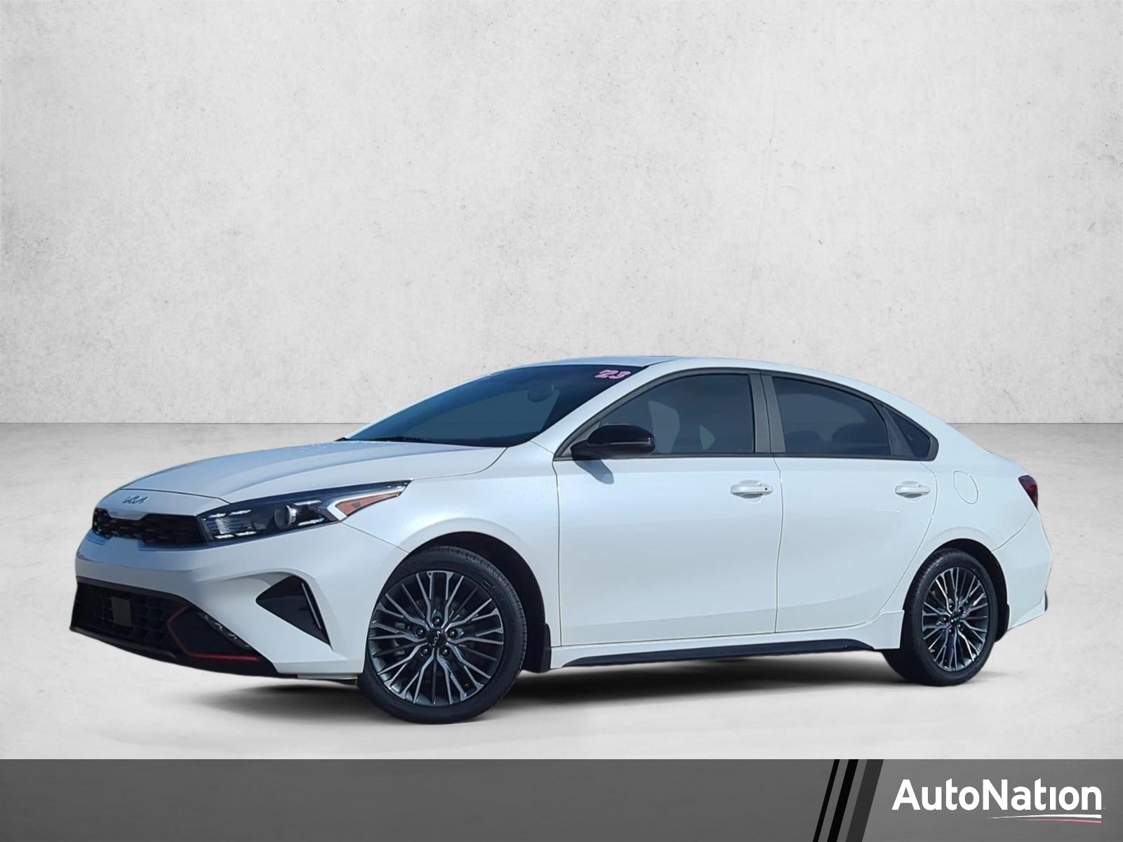 2023 Kia Forte GT-Line AT's photo
