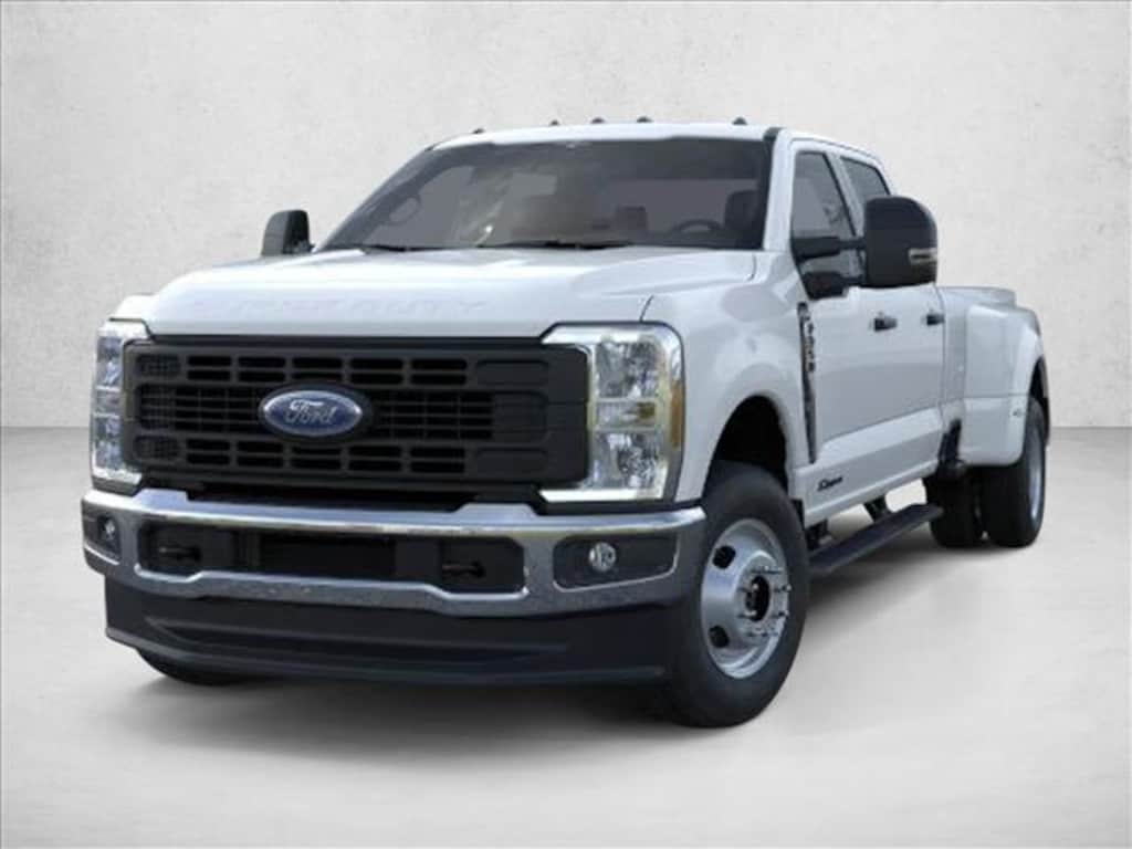 New 2026 Ford F-350 XL Truck Crew Cab