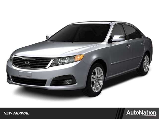 2010 Kia Optima LX's photo