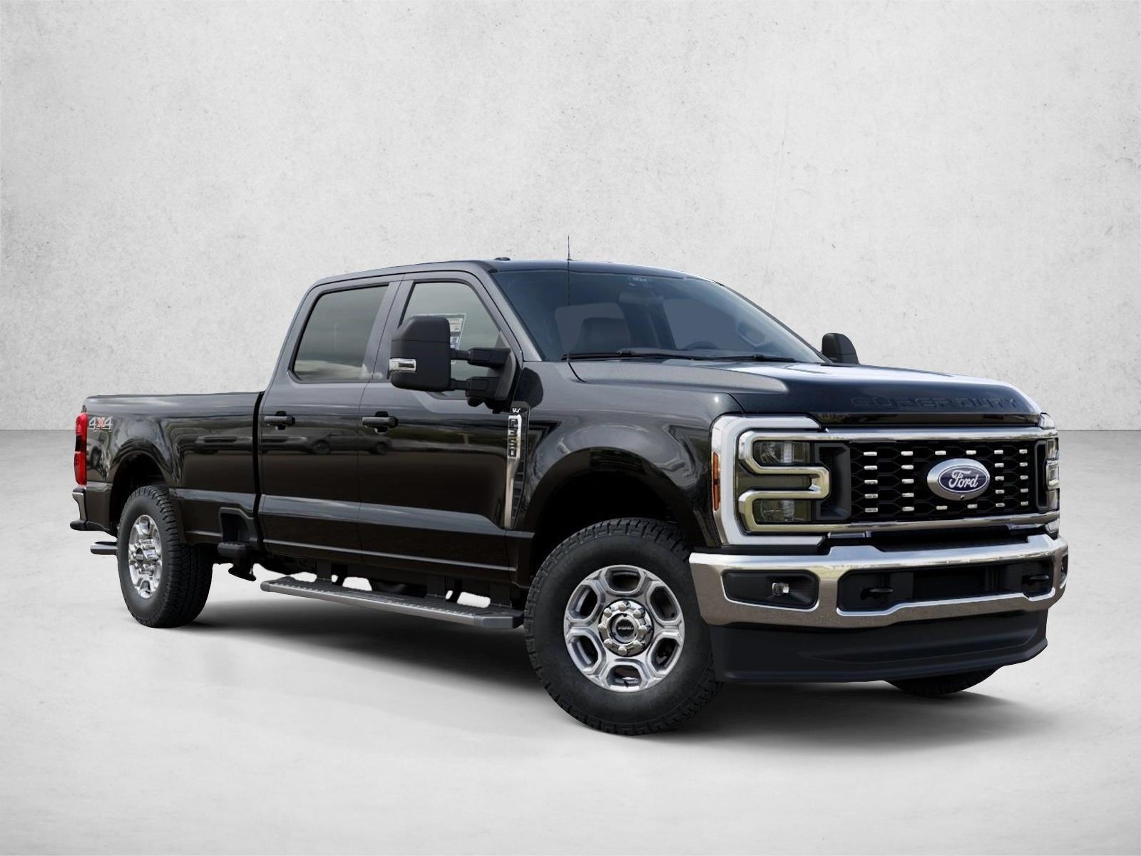 New 2027 Ford F-350 XLT Truck Crew Cab