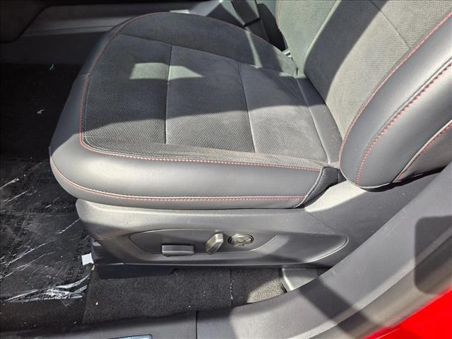 2025 Ford Explorer ST photo 3