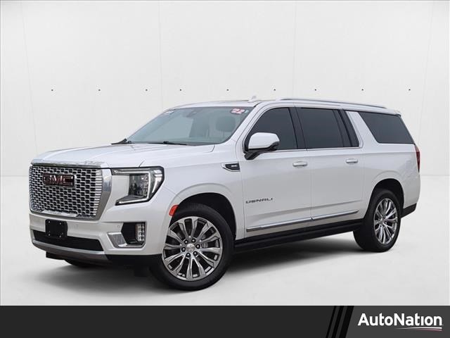 2022 GMC Yukon XL Denali's photo