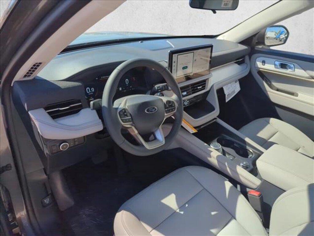 New 2025 Ford Explorer Active SUV