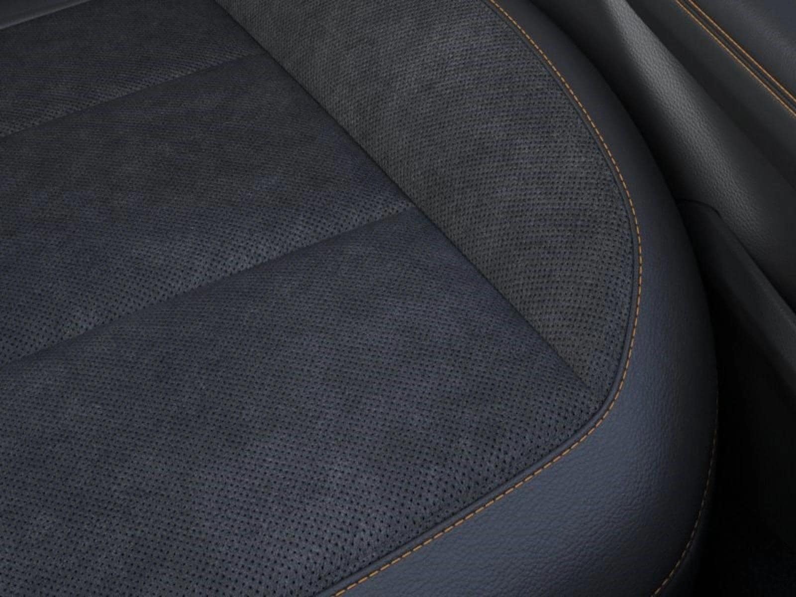 2026 Ford Explorer Tremor - Photo 16