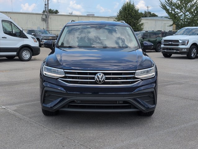 2024 Volkswagen Tiguan Wolfsburg Edition Sport photo 2