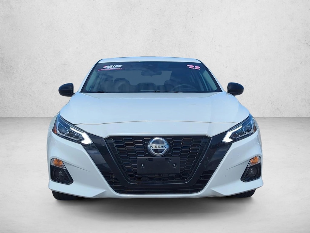 Used 2022 Nissan Altima 2.5 SR 4dr Car