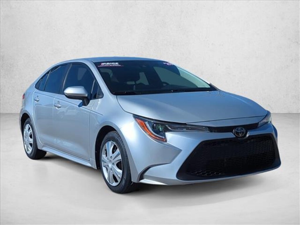 Used 2021 Toyota Corolla LE 4dr Car