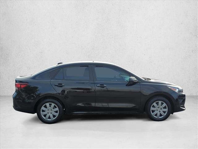 2023 Kia Rio LX photo 2