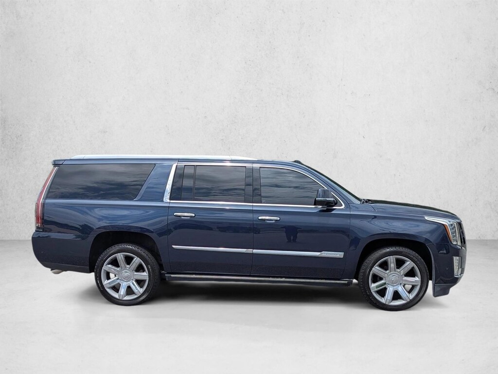 Used 2017 Cadillac Escalade ESV Premium Luxury Sport Utility