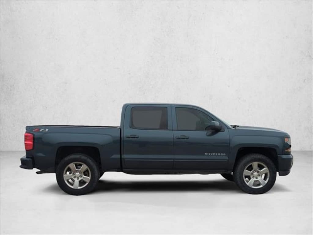 Used 2018 Chevrolet Silverado 1500 LT Crew Cab Pickup