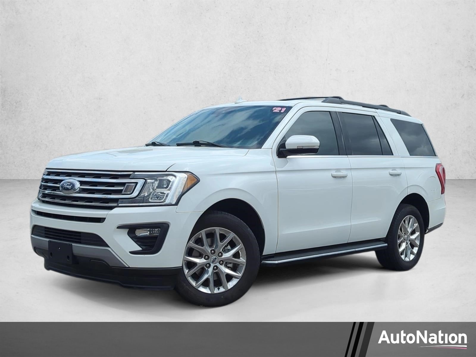2021 Ford Expedition XLT's photo