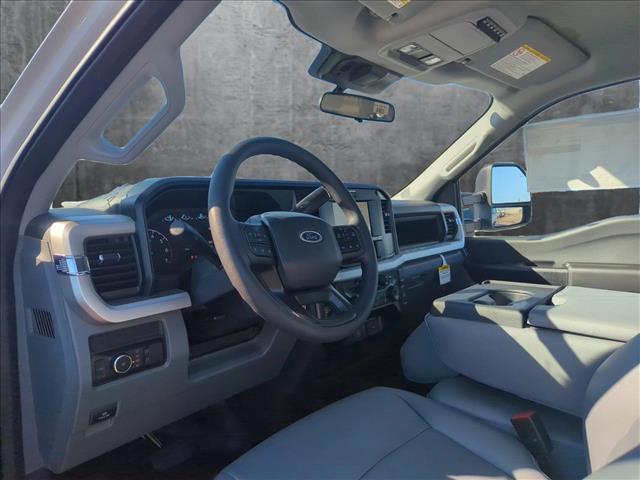 2025 Ford F-350 XL photo 3