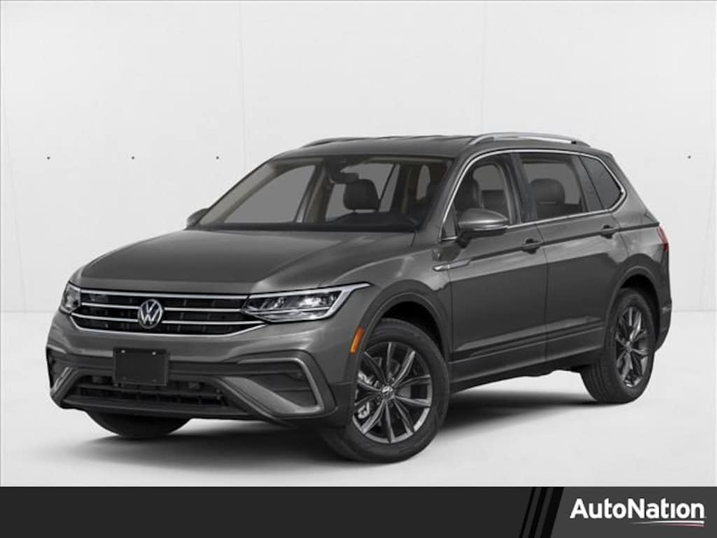 Used 2024 Volkswagen Tiguan SE Sport Utility