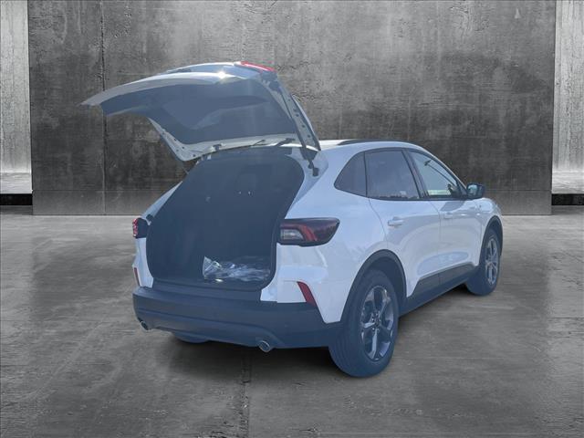 2025 Ford Escape ST-Line photo 2