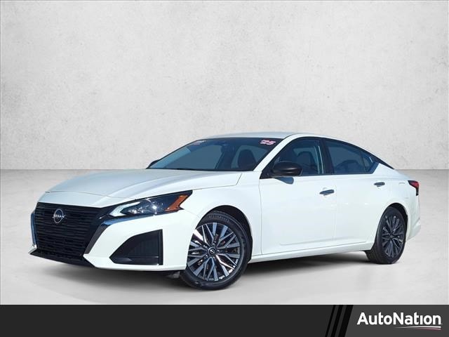 2025 Nissan Altima