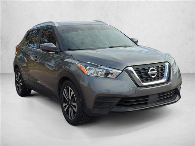 2020 Nissan Kicks SV photo 3