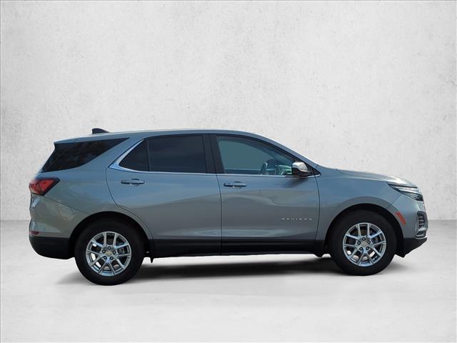 2024 Chevrolet Equinox LT photo 4