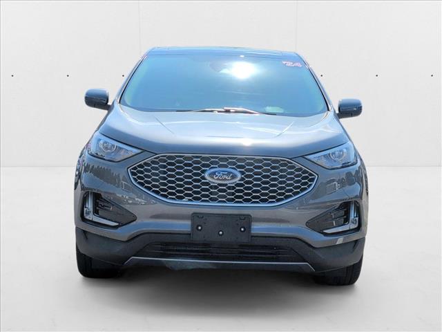 2024 Ford Edge SEL Sport photo 2