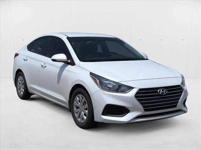 2021 Hyundai Accent SE photo 3
