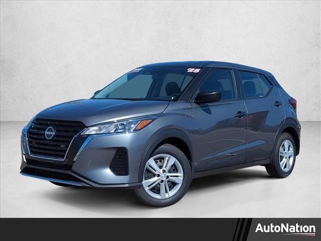 2025 Nissan KICKS PLAY Base