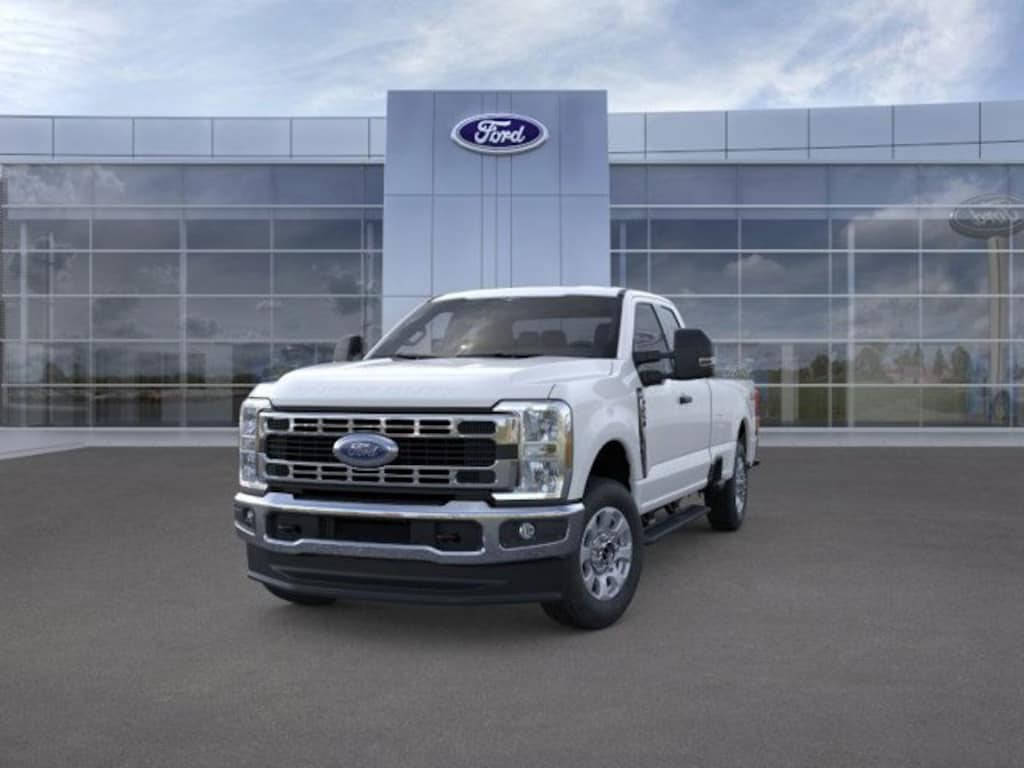 New 2024 Ford Super Duty F-250 SRW XLT Extended Cab Pickup