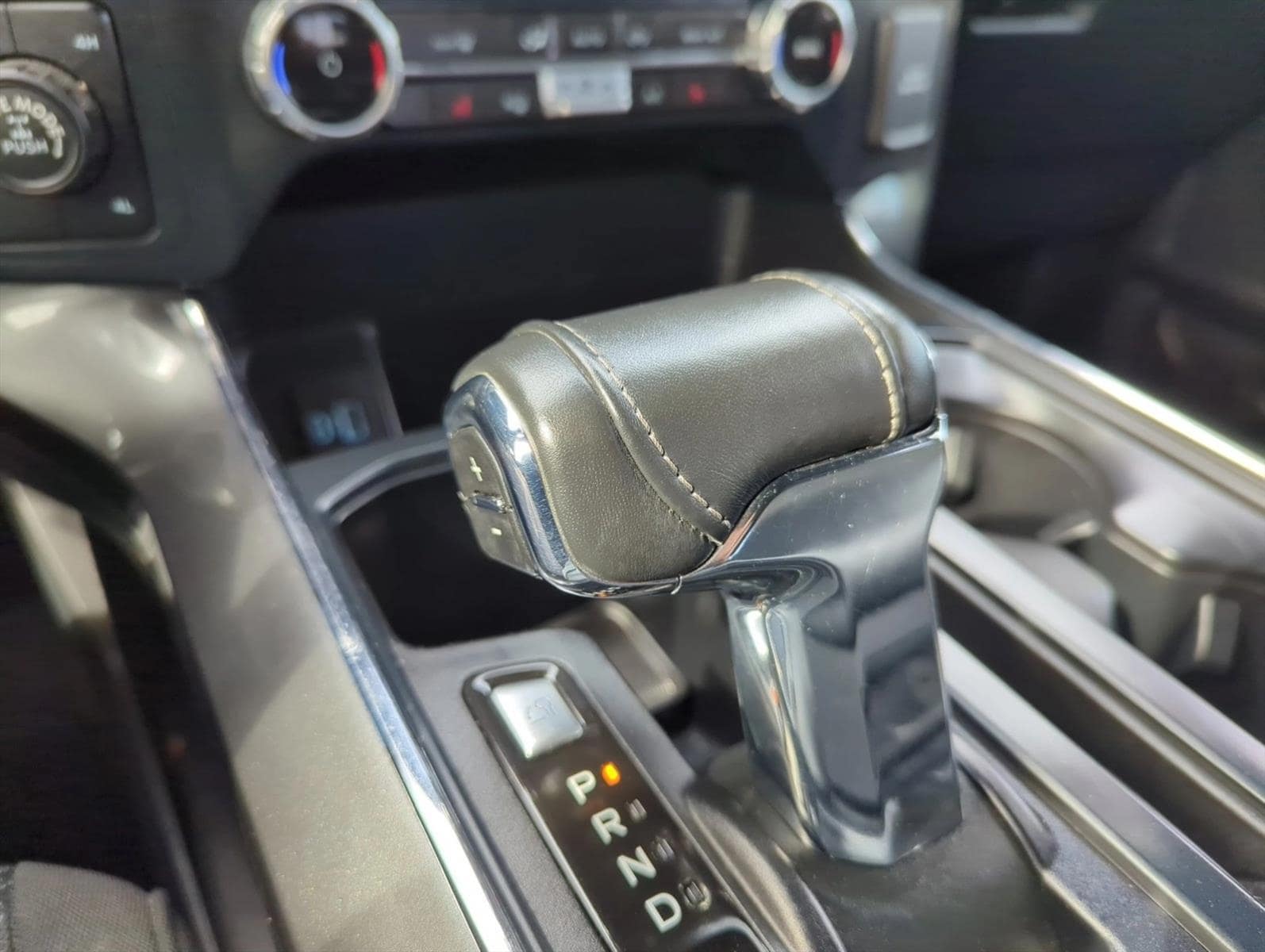 2022 Ford F-150 XLT - Photo 14