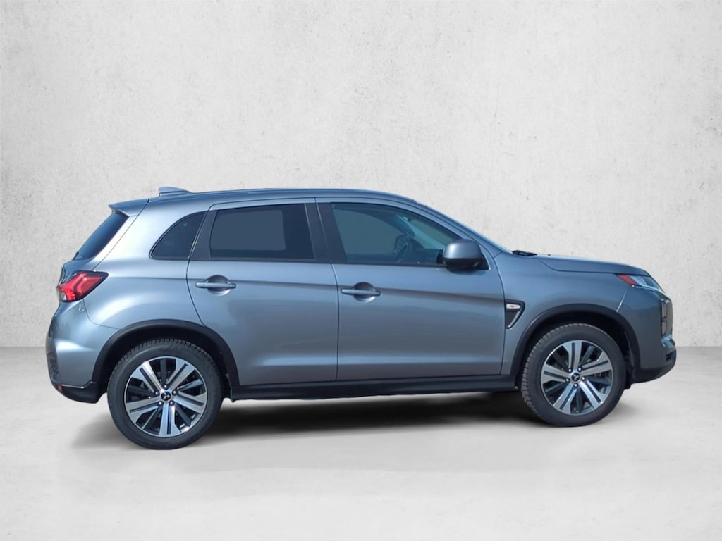 Used 2024 Mitsubishi Outlander S Sport Utility