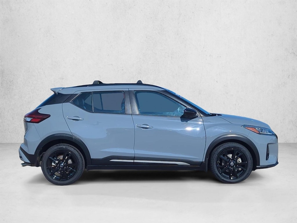 Used 2021 Nissan Kicks SR Sport Utility