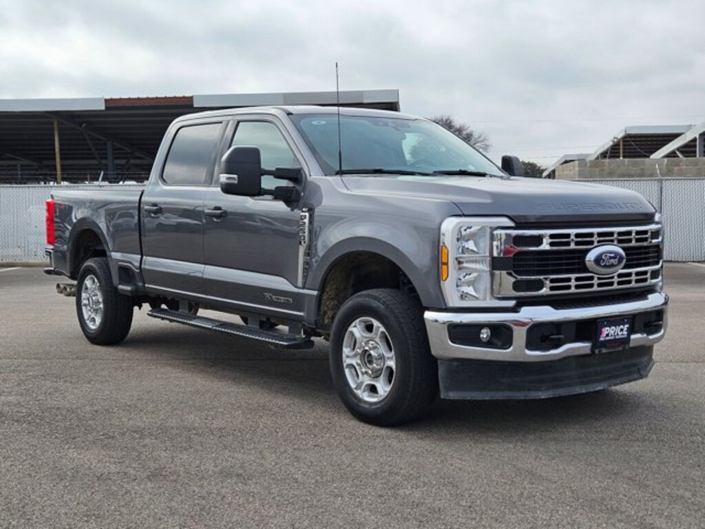 Used 2025 Ford Super Duty F-250 SRW XLT Crew Cab Pickup