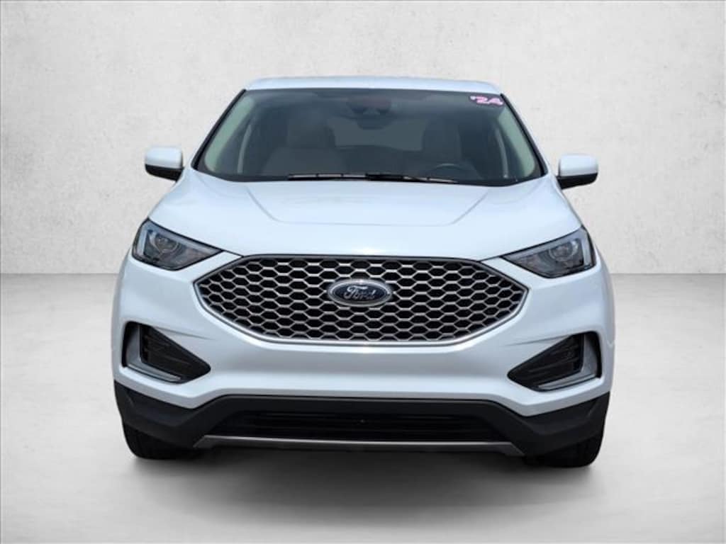 Used 2024 Ford Edge SEL Sport Utility
