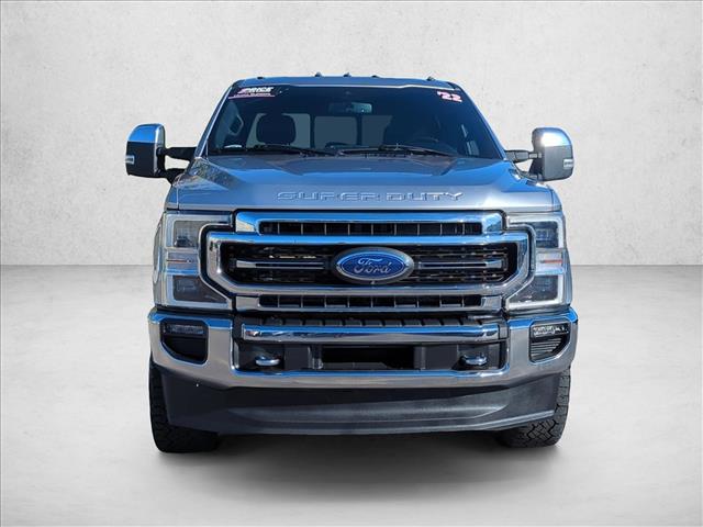 2022 Ford F-350 Lariat photo 2