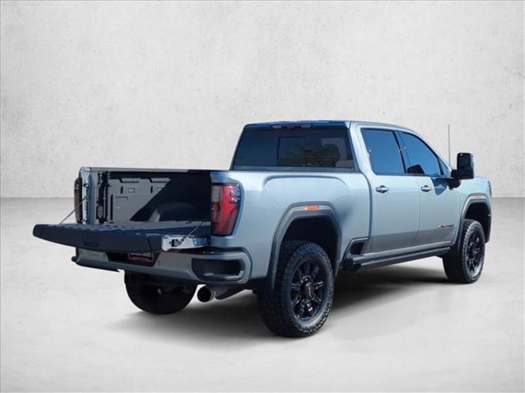 Certified 2024 GMC Sierra 2500HD AT4 Crew Cab Pickup
