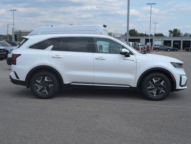 2022 Kia Sorento Hybrid S photo 4