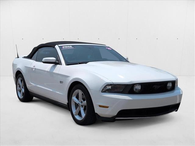 2010 Ford Mustang GT Premium photo 3