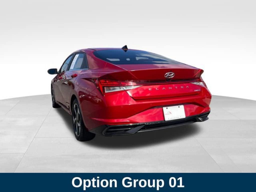 Used 2022 Hyundai Elantra Limited Sedan