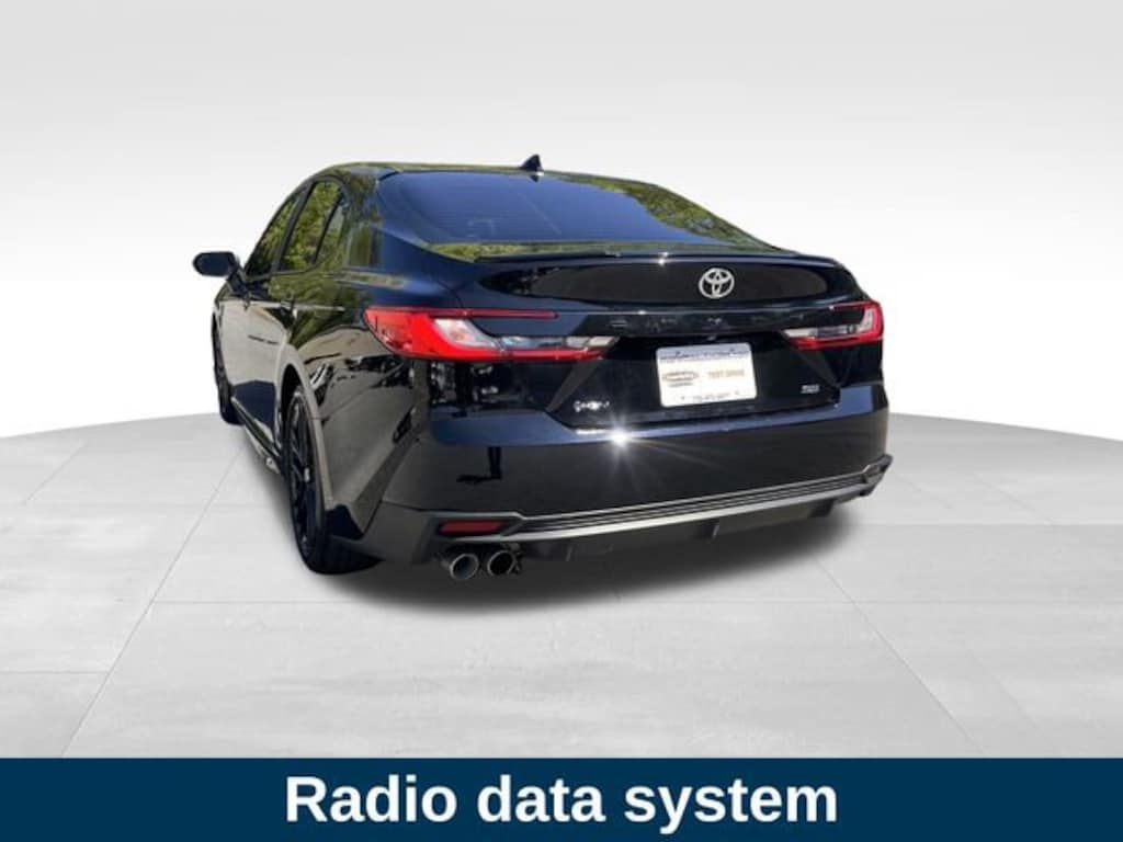 Used 2025 Toyota Camry SE Sedan