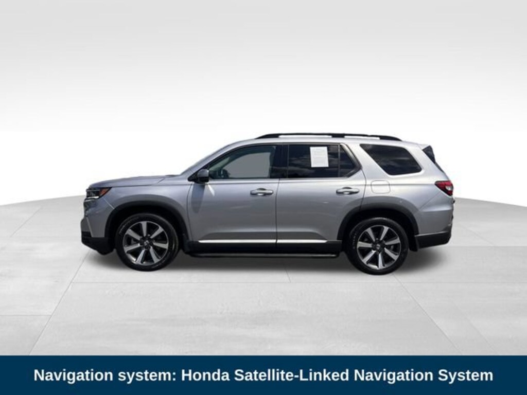 Used 2025 Honda Pilot Touring SUV