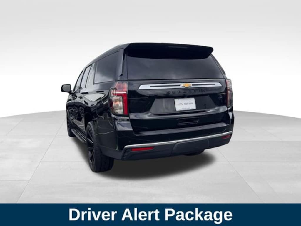 Used 2022 Chevrolet Suburban LT SUV