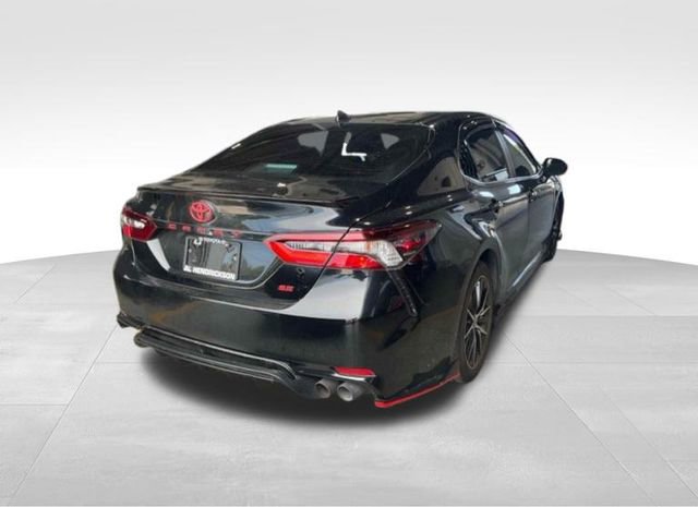 2024 Toyota Camry SE photo 3
