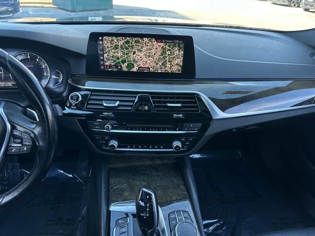 2019 BMW 5 Series 540i - Photo 16
