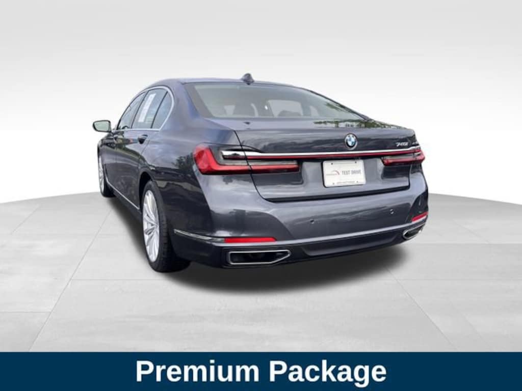 Used 2020 BMW 740i Sedan